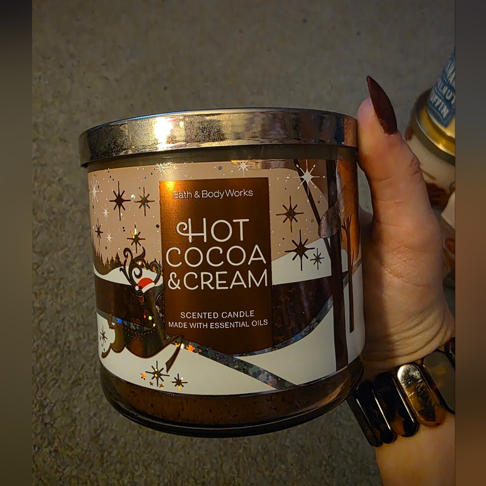 Bath And Body Work Hot Cocoa And Cream 3 Wick Candle